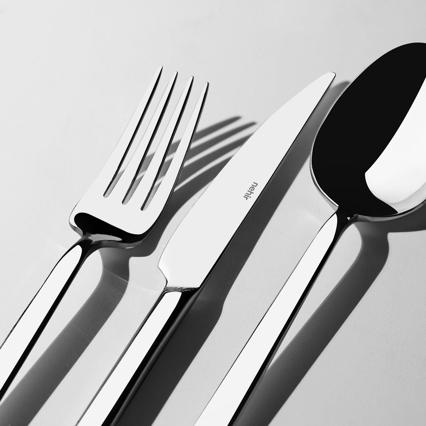 Dalyan 24-Piece Cutlery Set